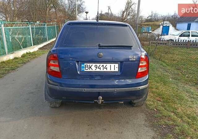 Синий Шкода Фабия, объемом двигателя 1.4 л и пробегом 300 тыс. км за 1980 $, фото 5 на Automoto.ua