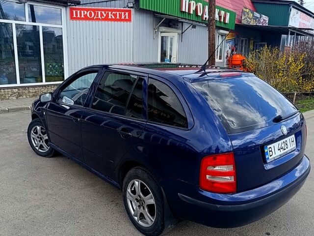 Синий Шкода Фабия, объемом двигателя 1.4 л и пробегом 370 тыс. км за 3650 $, фото 3 на Automoto.ua