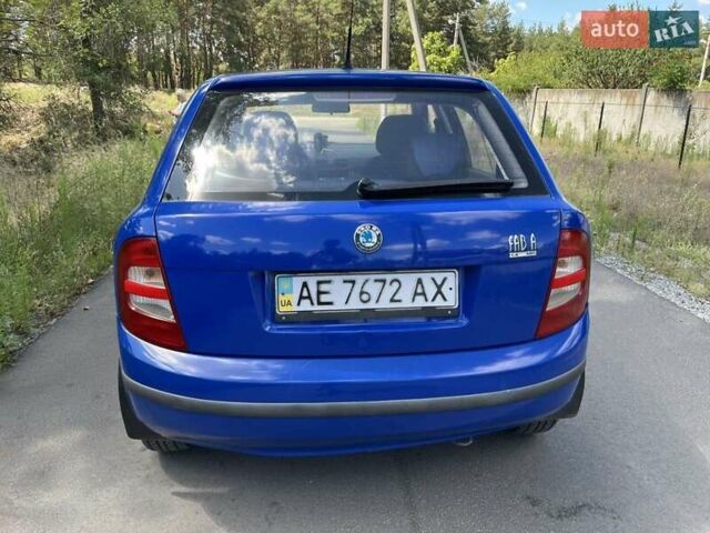 Синій Шкода Фабія, об'ємом двигуна 1.4 л та пробігом 180 тис. км за 4200 $, фото 3 на Automoto.ua