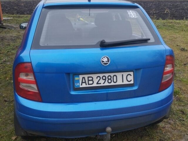 Синий Шкода Фабия, объемом двигателя 1 л и пробегом 298 тыс. км за 2300 $, фото 3 на Automoto.ua