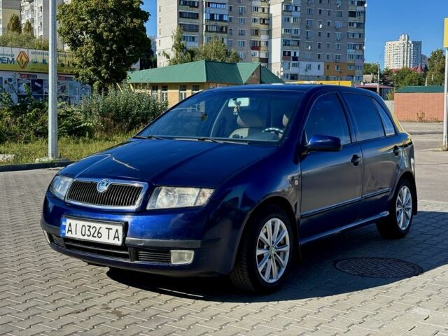 Синій Шкода Фабія, об'ємом двигуна 2 л та пробігом 445 тис. км за 3700 $, фото 6 на Automoto.ua