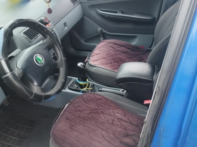 Синий Шкода Фабия, объемом двигателя 1 л и пробегом 298 тыс. км за 2300 $, фото 19 на Automoto.ua