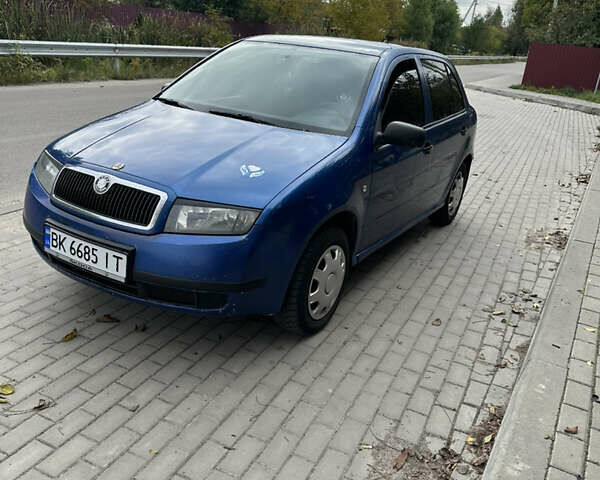 Шкода Фабия 2003 в Костополе на Automoto.ua Синий Шкода Фабия, объемом двигателя 1.2 л и пробегом 300 тыс. км за 2650 $, фото 5 на Automoto.ua