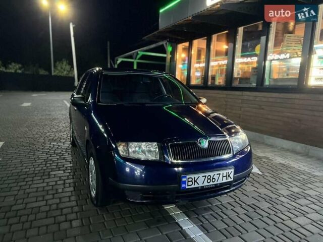 Синий Шкода Фабия, объемом двигателя 1.2 л и пробегом 143 тыс. км за 3600 $, фото 17 на Automoto.ua