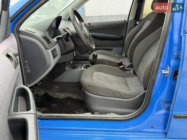 Синий Шкода Фабия, объемом двигателя 1.39 л и пробегом 170 тыс. км за 3000 $, фото 15 на Automoto.ua