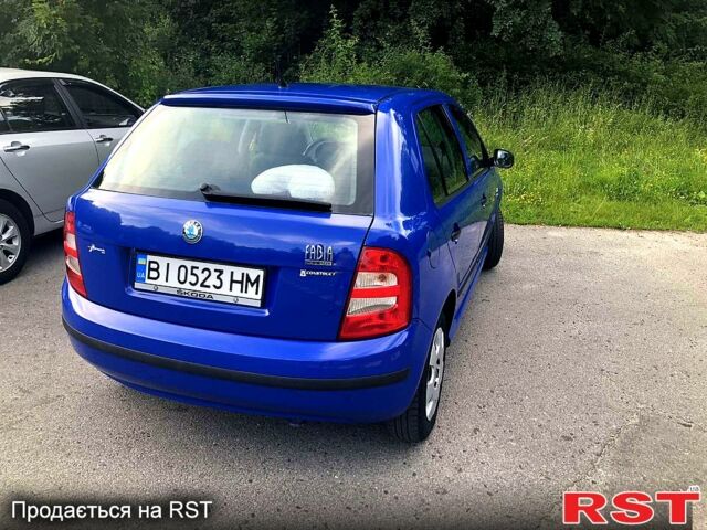 Шкода Фабия 2003 в Полтаве на Automoto.ua Синий Шкода Фабия, объемом двигателя 1.2 л и пробегом 0 тыс. км за 3300 $, фото 3 на Automoto.ua
