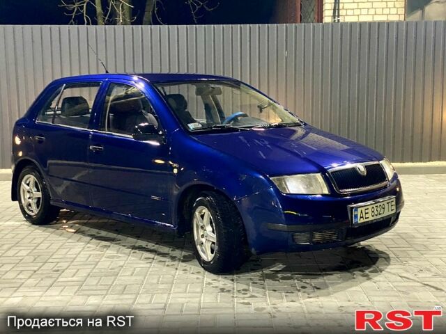 Синий Шкода Фабия, объемом двигателя 1.4 л и пробегом 250 тыс. км за 3200 $, фото 5 на Automoto.ua