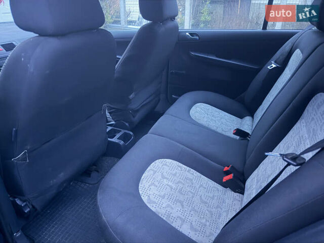 Синій Шкода Фабія, об'ємом двигуна 1.2 л та пробігом 230 тис. км за 2900 $, фото 14 на Automoto.ua