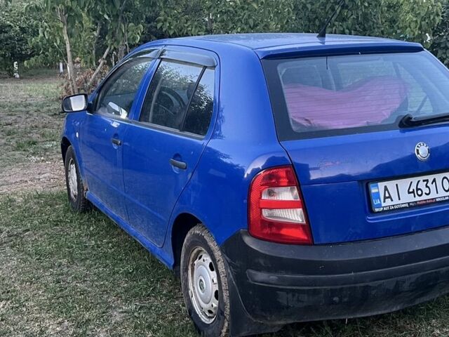Синий Шкода Фабия, объемом двигателя 0 л и пробегом 125 тыс. км за 2500 $, фото 1 на Automoto.ua
