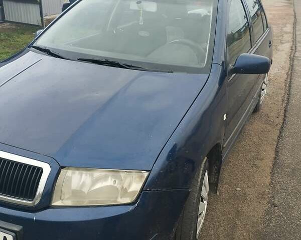 Синій Шкода Фабія, об'ємом двигуна 1.2 л та пробігом 400 тис. км за 3100 $, фото 4 на Automoto.ua