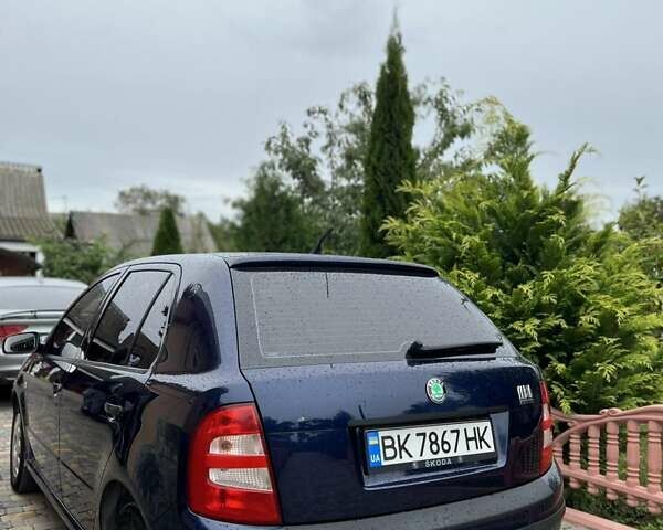 Синий Шкода Фабия, объемом двигателя 1.2 л и пробегом 143 тыс. км за 3600 $, фото 12 на Automoto.ua