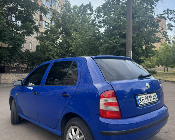 Синий Шкода Фабия, объемом двигателя 1.39 л и пробегом 298 тыс. км за 4400 $, фото 5 на Automoto.ua