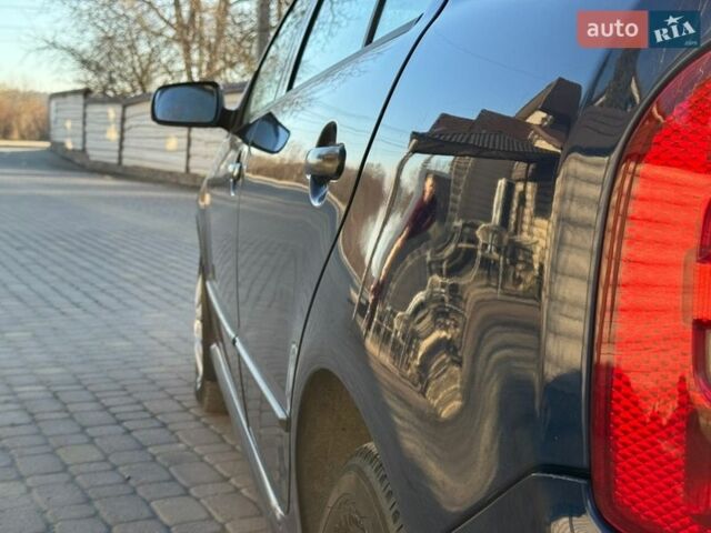 Синий Шкода Фабия, объемом двигателя 1.42 л и пробегом 320 тыс. км за 2800 $, фото 7 на Automoto.ua