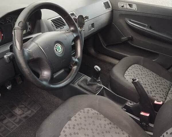 Синій Шкода Фабія, об'ємом двигуна 1.2 л та пробігом 261 тис. км за 2650 $, фото 32 на Automoto.ua