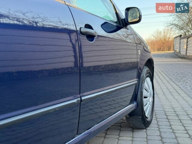 Синий Шкода Фабия, объемом двигателя 1.42 л и пробегом 320 тыс. км за 2800 $, фото 6 на Automoto.ua