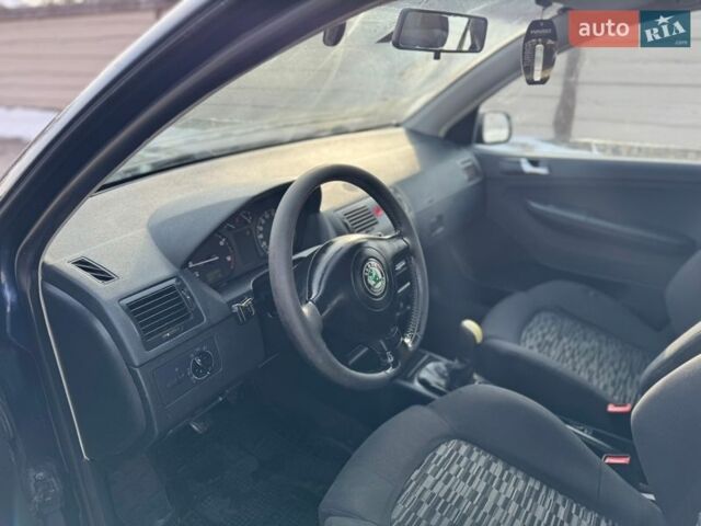 Синий Шкода Фабия, объемом двигателя 1.42 л и пробегом 320 тыс. км за 2800 $, фото 22 на Automoto.ua