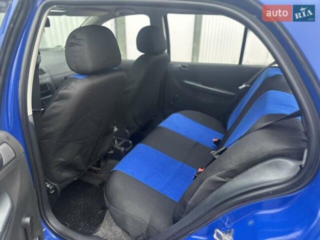 Синій Шкода Фабія, об'ємом двигуна 1.2 л та пробігом 278 тис. км за 2450 $, фото 12 на Automoto.ua