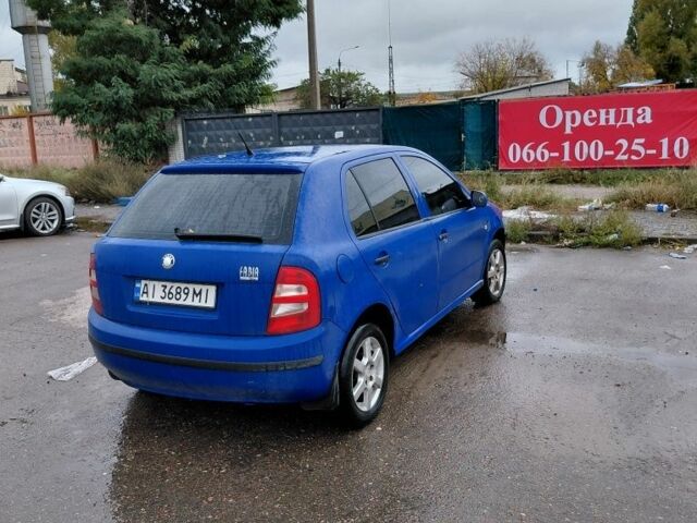Синій Шкода Фабія, об'ємом двигуна 1.4 л та пробігом 335 тис. км за 2800 $, фото 3 на Automoto.ua