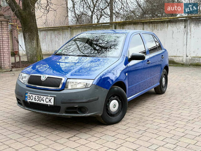 Синий Шкода Фабия, объемом двигателя 1.2 л и пробегом 83 тыс. км за 3000 $, фото 2 на Automoto.ua