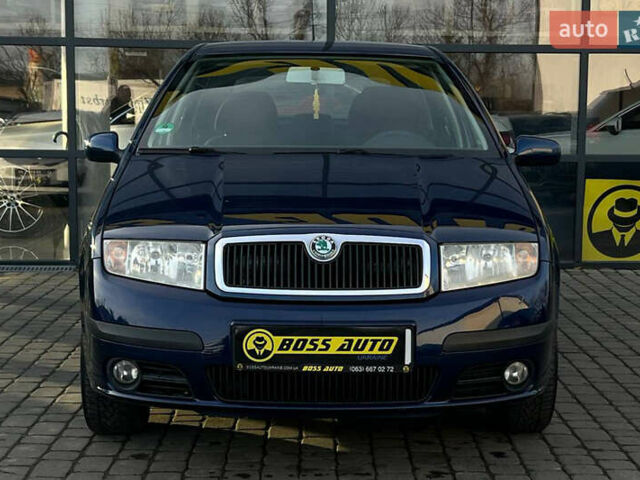 Синий Шкода Фабия, объемом двигателя 1.39 л и пробегом 244 тыс. км за 4600 $, фото 1 на Automoto.ua