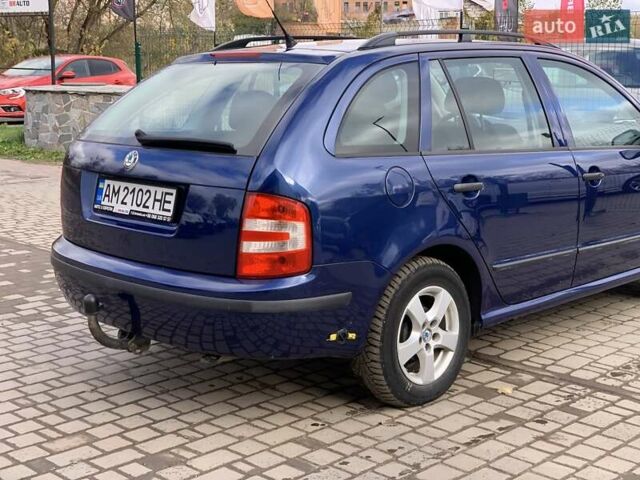 Синий Шкода Фабия, объемом двигателя 1.4 л и пробегом 241 тыс. км за 3999 $, фото 15 на Automoto.ua