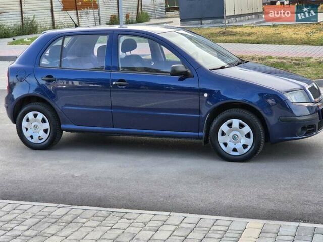 Синій Шкода Фабія, об'ємом двигуна 1.2 л та пробігом 192 тис. км за 3650 $, фото 4 на Automoto.ua