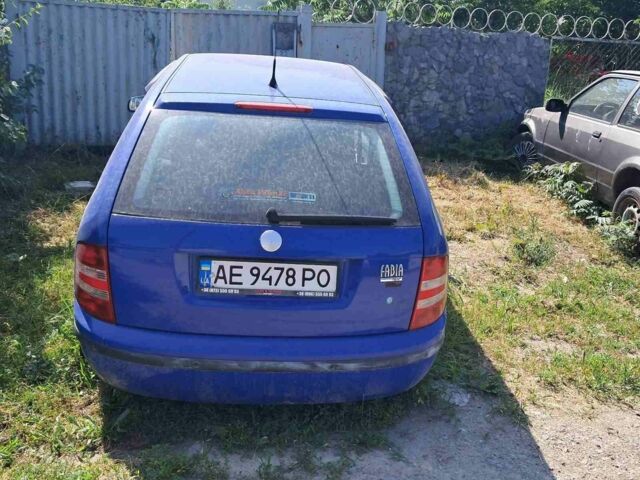 Синий Шкода Фабия, объемом двигателя 1.4 л и пробегом 212 тыс. км за 3000 $, фото 1 на Automoto.ua