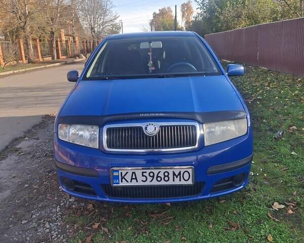Синій Шкода Фабія, об'ємом двигуна 1.39 л та пробігом 322 тис. км за 4999 $, фото 4 на Automoto.ua
