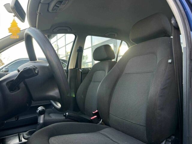 Синій Шкода Фабія, об'ємом двигуна 1.4 л та пробігом 244 тис. км за 4600 $, фото 12 на Automoto.ua