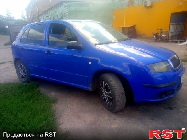 Синій Шкода Фабія, об'ємом двигуна 1.2 л та пробігом 329 тис. км за 2900 $, фото 1 на Automoto.ua