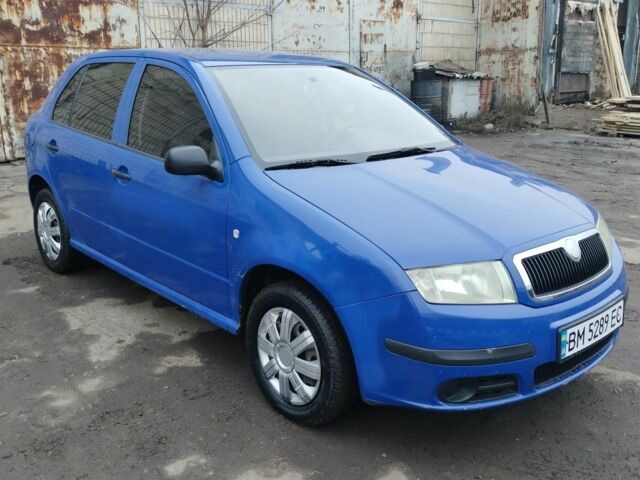 Синий Шкода Фабия, объемом двигателя 1.2 л и пробегом 240 тыс. км за 3700 $, фото 1 на Automoto.ua