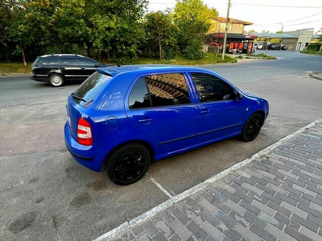 Синій Шкода Фабія, об'ємом двигуна 1.4 л та пробігом 186 тис. км за 4500 $, фото 2 на Automoto.ua