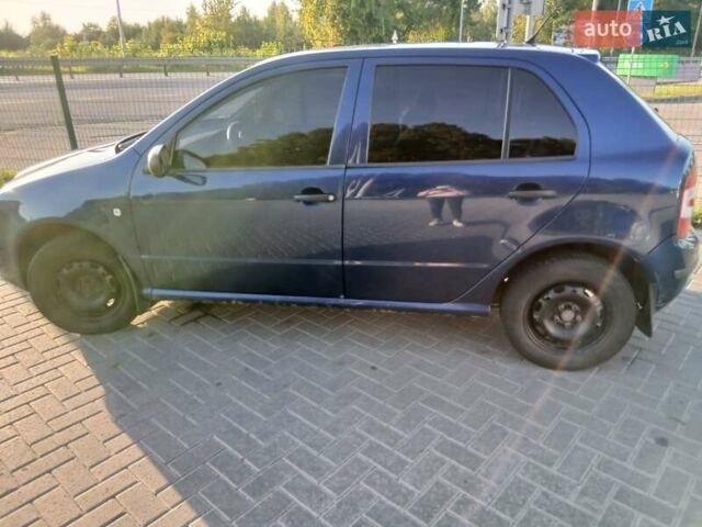 Синий Шкода Фабия, объемом двигателя 1.2 л и пробегом 320 тыс. км за 2800 $, фото 7 на Automoto.ua