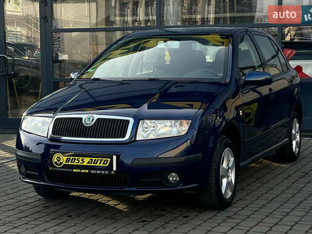 Синий Шкода Фабия, объемом двигателя 1.39 л и пробегом 244 тыс. км за 4600 $, фото 2 на Automoto.ua