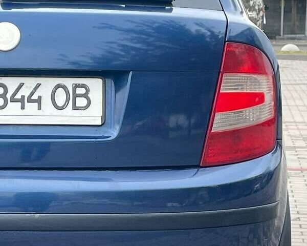 Синий Шкода Фабия, объемом двигателя 1.2 л и пробегом 311 тыс. км за 3600 $, фото 7 на Automoto.ua