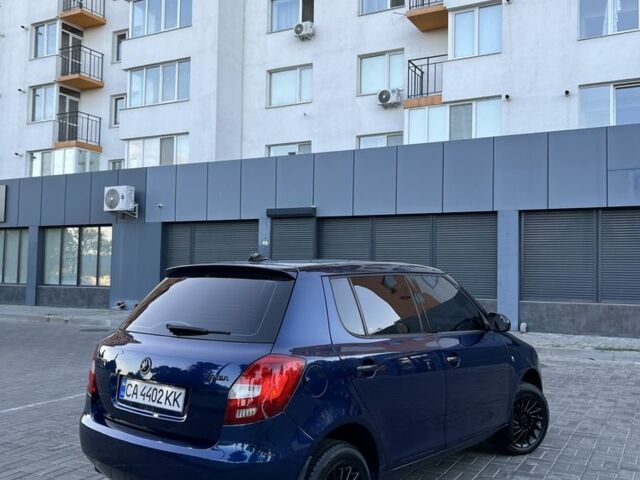 Синій Шкода Фабія, об'ємом двигуна 1.2 л та пробігом 155 тис. км за 4500 $, фото 2 на Automoto.ua