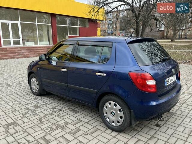 Синий Шкода Фабия, объемом двигателя 1.2 л и пробегом 201 тыс. км за 5150 $, фото 5 на Automoto.ua