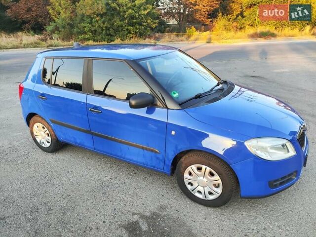 Синій Шкода Фабія, об'ємом двигуна 1.39 л та пробігом 253 тис. км за 6650 $, фото 4 на Automoto.ua