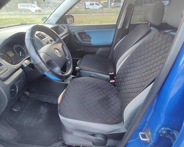 Синій Шкода Фабія, об'ємом двигуна 1.39 л та пробігом 253 тис. км за 6650 $, фото 22 на Automoto.ua