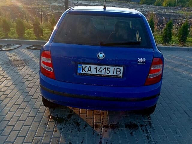 Синій Шкода Фабія, об'ємом двигуна 1.4 л та пробігом 230 тис. км за 3200 $, фото 3 на Automoto.ua