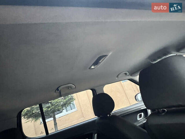 Синий Шкода Фабия, объемом двигателя 1.6 л и пробегом 203 тыс. км за 4650 $, фото 22 на Automoto.ua