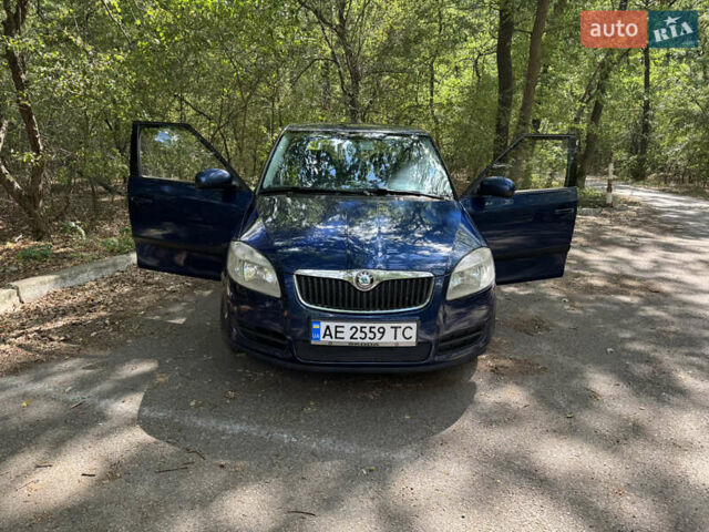 Синій Шкода Фабія, об'ємом двигуна 1.39 л та пробігом 329 тис. км за 4600 $, фото 8 на Automoto.ua