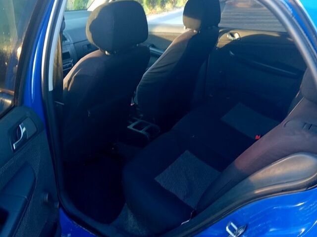 Синій Шкода Фабія, об'ємом двигуна 1.4 л та пробігом 230 тис. км за 3200 $, фото 1 на Automoto.ua