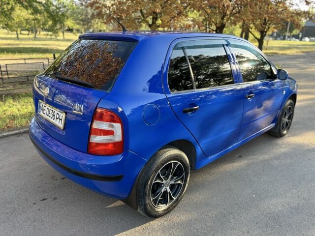 Синій Шкода Фабія, об'ємом двигуна 1.4 л та пробігом 220 тис. км за 4650 $, фото 4 на Automoto.ua