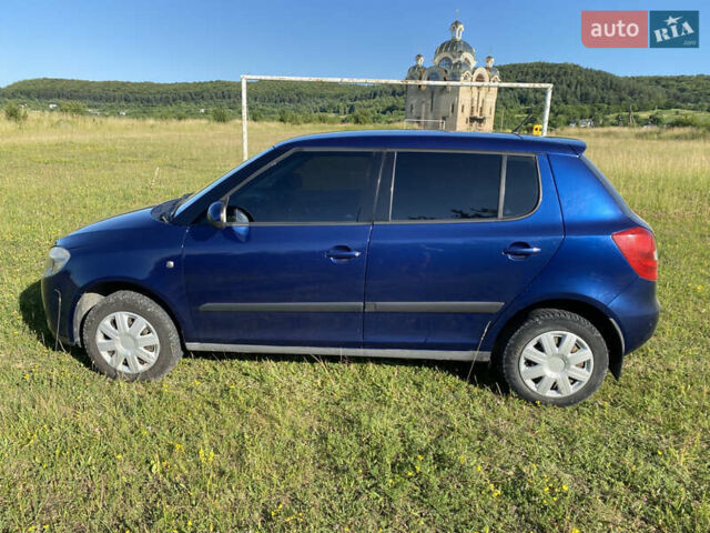 Синий Шкода Фабия, объемом двигателя 1.39 л и пробегом 170 тыс. км за 5000 $, фото 7 на Automoto.ua