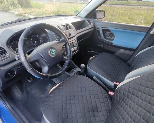 Синій Шкода Фабія, об'ємом двигуна 1.39 л та пробігом 253 тис. км за 6650 $, фото 23 на Automoto.ua
