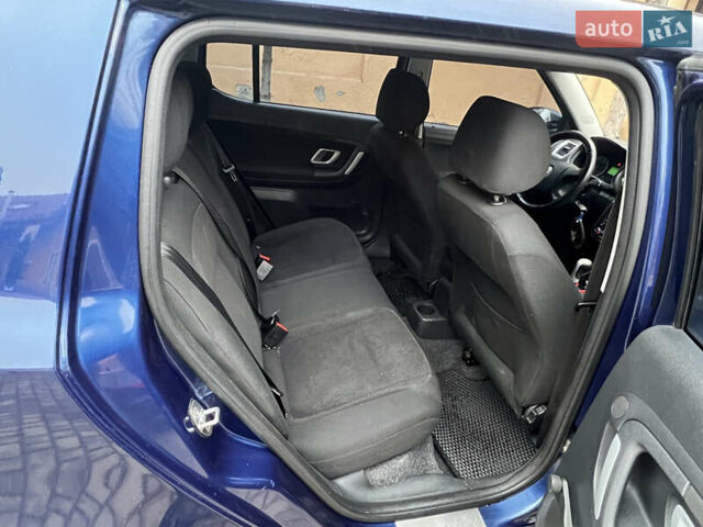 Синий Шкода Фабия, объемом двигателя 1.6 л и пробегом 203 тыс. км за 4650 $, фото 23 на Automoto.ua