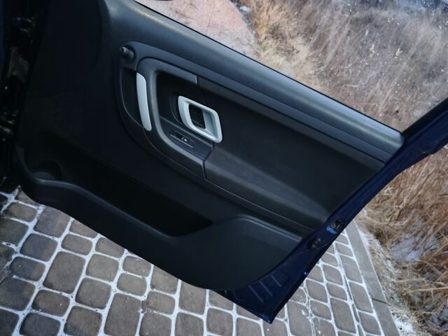 Синий Шкода Фабия, объемом двигателя 1.4 л и пробегом 195 тыс. км за 3750 $, фото 8 на Automoto.ua