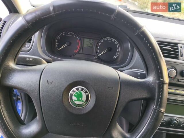 Синій Шкода Фабія, об'ємом двигуна 1.39 л та пробігом 253 тис. км за 6650 $, фото 29 на Automoto.ua