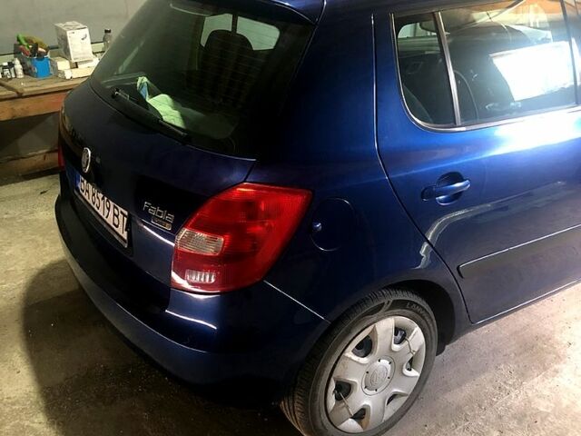 Синій Шкода Фабія, об'ємом двигуна 1.2 л та пробігом 179 тис. км за 4100 $, фото 1 на Automoto.ua